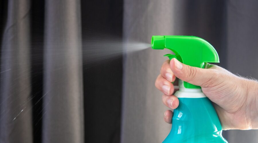Rayonnez de propreté : Guide de désinfection des surfaces pour une maison éclatante !